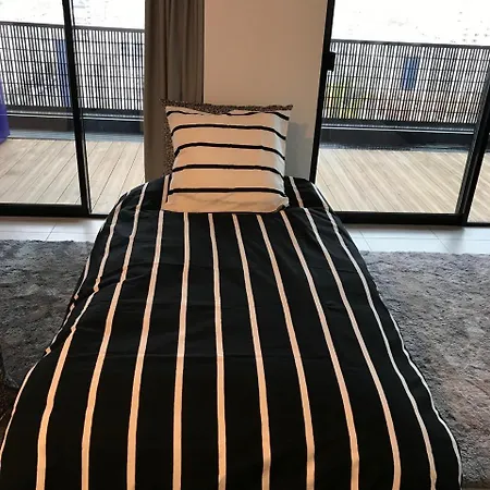 아파트 38 Rue Du Bassin D Austerlitz 2pc *